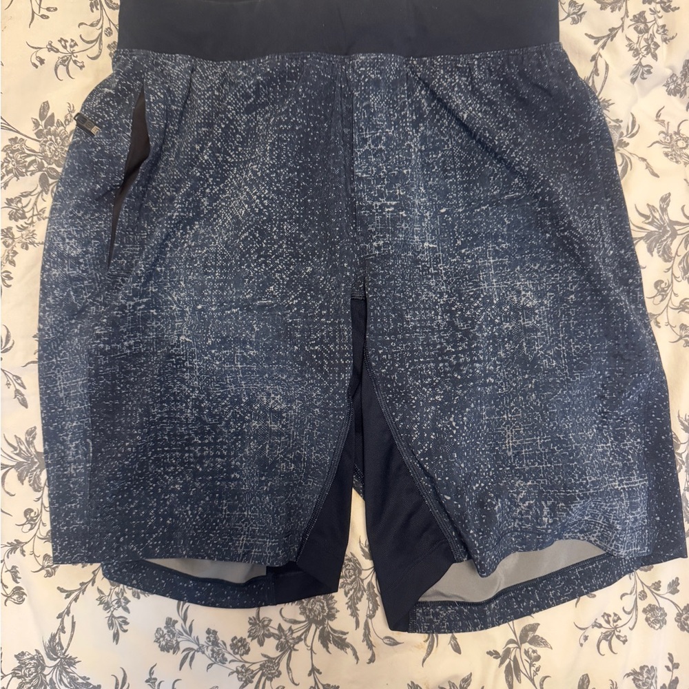 Men's Lululemon Athletic Shorts